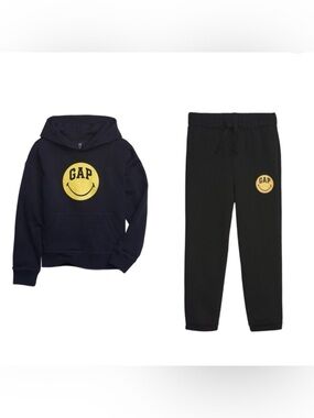 GAP BABY SMILEYWORLD SWEATSUIT - BLACK  SIZE 6-12 MONTHS (NEW WITH TAGS) A13